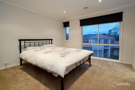 8 Finney Ct, Ferntree Gully, VIC 3156