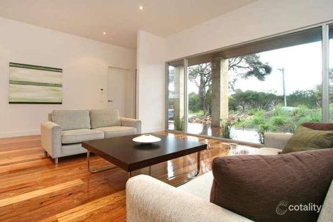 Property photo of 2735 Point Nepean Road Rye VIC 3941