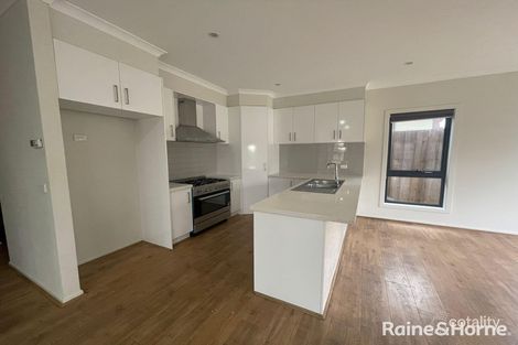 Property photo of 23 Johnson Court Roxburgh Park VIC 3064