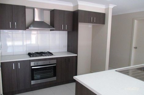 Property photo of 30 Honolulu Drive Point Cook VIC 3030