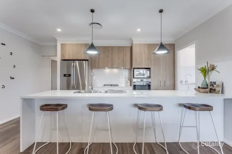 Property photo of 48 Morris Crescent Thirlmere NSW 2572
