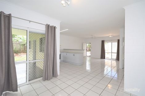 Property photo of 2/15 Cintra Street Bentley Park QLD 4869