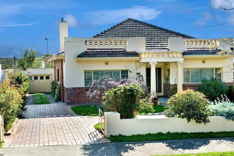 Property photo of 24 Elliott Avenue Balwyn VIC 3103