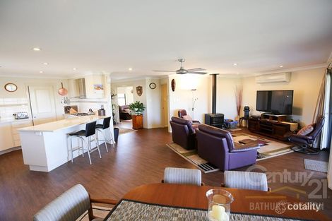 Property photo of 311 Hartwood Avenue Robin Hill NSW 2795