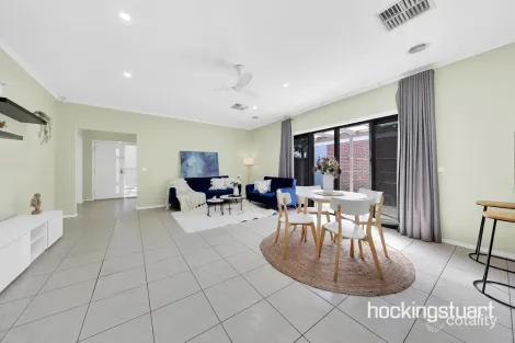Property photo of 19 Sundial Parade Epping VIC 3076