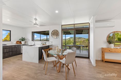 Property photo of 4 Figtree Chatsworth QLD 4570