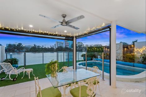 Property photo of 2/195 Stanhill Drive Surfers Paradise QLD 4217