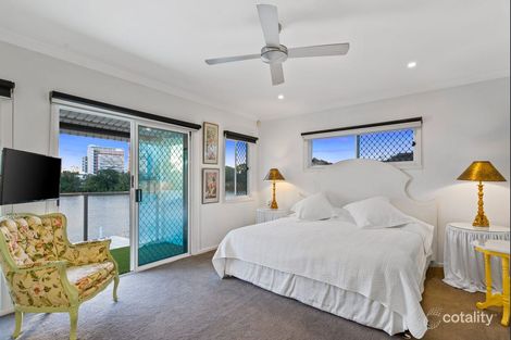 Property photo of 2/195 Stanhill Drive Surfers Paradise QLD 4217