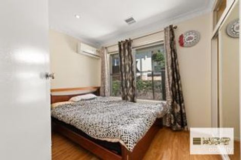 Property photo of 12 Lamington Street Deakin ACT 2600