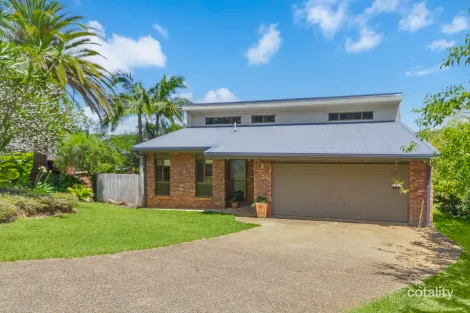 Property photo of 2 Elm Place Banora Point NSW 2486