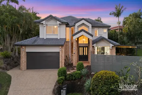 4 Monclair Ct, Albany Creek, QLD 4035