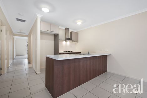 Property photo of 3 Beachside Crescent Point Cook VIC 3030