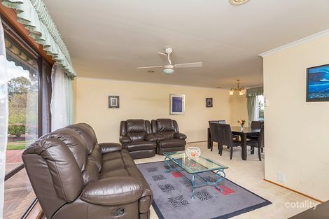 Property photo of 32 McKinley Circuit Calwell ACT 2905