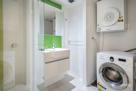 Property photo of 63/28 Bayview Street Runaway Bay QLD 4216