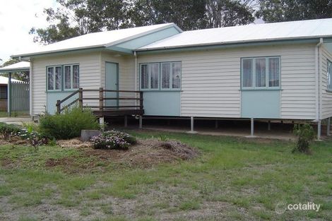 Property photo of 8 Martin Place Kingaroy QLD 4610