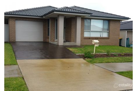 32 Melrose St, Middleton Grange, NSW 2171