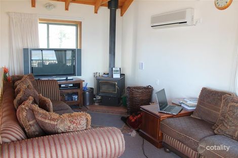 Property photo of 6 Adams Avenue East Jindabyne NSW 2627