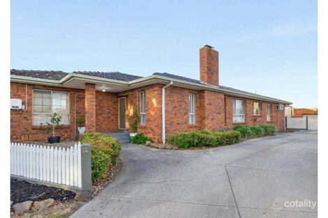 14 Waverley Ct, Craigieburn, VIC 3064