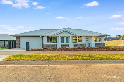 48 Sittella Way, Thurgoona, NSW 2640