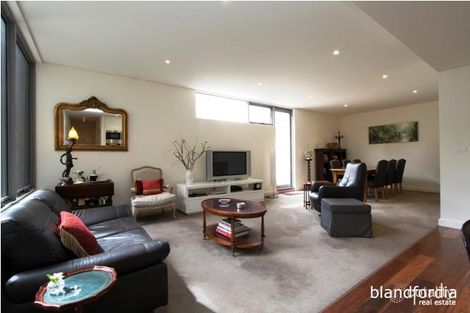 Property photo of 20/21 State Circle Forrest ACT 2603