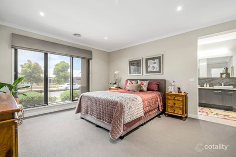 33 Lancefield Cct, Eynesbury, VIC 3338