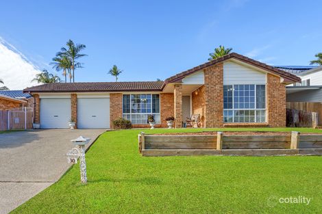 30 Fiona Cres, Lake Cathie, NSW 2445