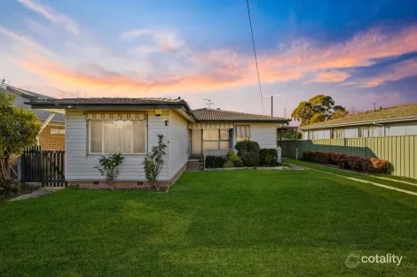 Property photo of 6 Bangalay Street Karabar NSW 2620