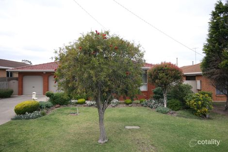 19 Shannahan Dr, Norlane, VIC 3214