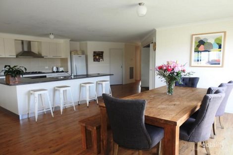 Property photo of 12 Speechley Court Sale VIC 3850