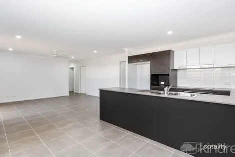 77 Jones St, Rothwell, QLD 4022