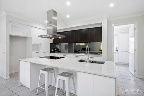 Property photo of 2 Tussock Lane Lara VIC 3212