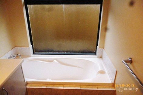 Property photo of 31 Waterfields Drive Bertram WA 6167