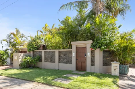 Property photo of 2 Tifera Circle Kallaroo WA 6025