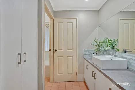 Property photo of 38 Trinity Drive Evanston Park SA 5116