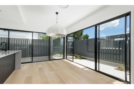 Property photo of 41 Simon Street Yeronga QLD 4104
