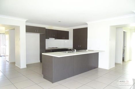 Property photo of 30 Hanover Drive Pimpama QLD 4209