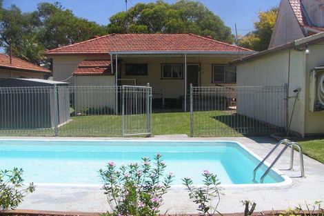 Property photo of 20 Amaroo Street Sylvania NSW 2224