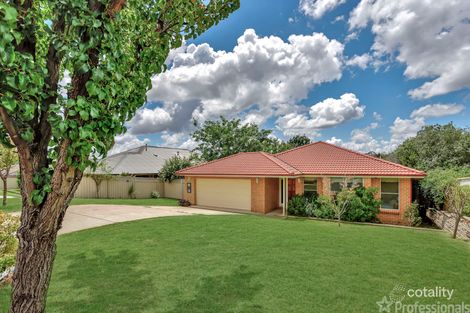 Property photo of 5 Fahy Crescent Orange NSW 2800