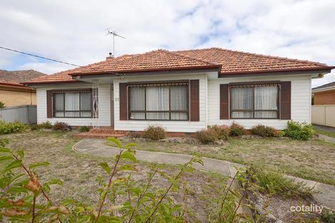 Property photo of 17 Grandview Grove Wendouree VIC 3355