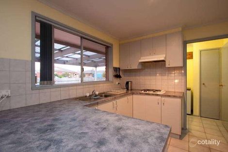 Property photo of 12 Daphne Way Cranbourne North VIC 3977
