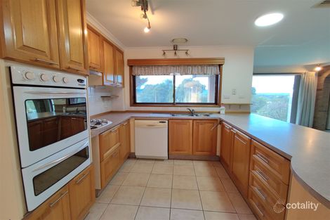 Property photo of 15 Harmsworth Avenue Wantirna VIC 3152