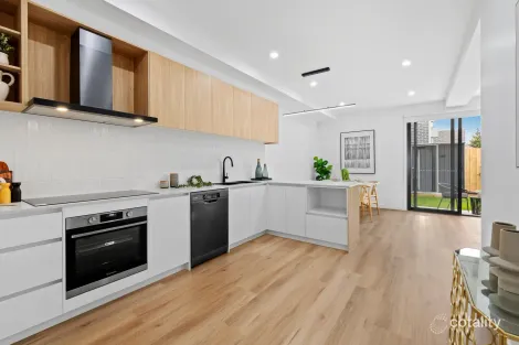Property photo of 12 Cypress Avenue Brooklyn VIC 3012