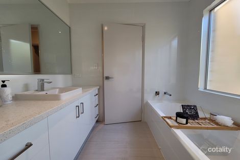 Property photo of 2/18 Cachuca Court Duncraig WA 6023