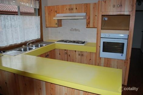 Property photo of 18 Sunny Place St Johns Park NSW 2176