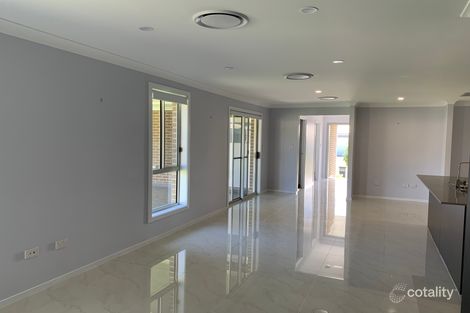 Property photo of 10 Henrietta Street Braemar NSW 2575