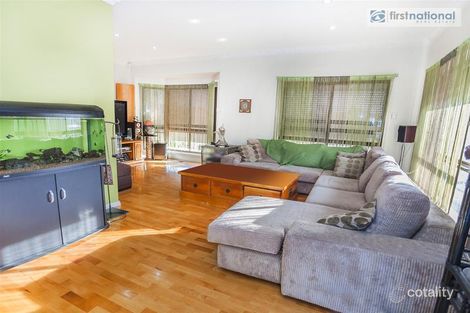 Property photo of 30 Pinnaroo Circuit Meadow Heights VIC 3048