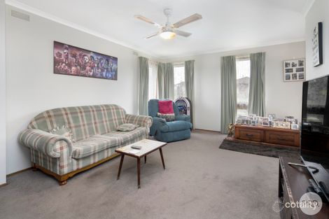Property photo of 8 Dermot Street Wendouree VIC 3355