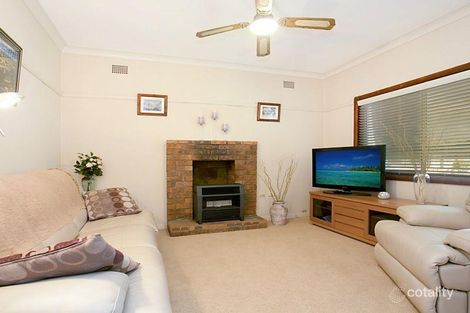 Property photo of 20 Ashley Street Marks Point NSW 2280
