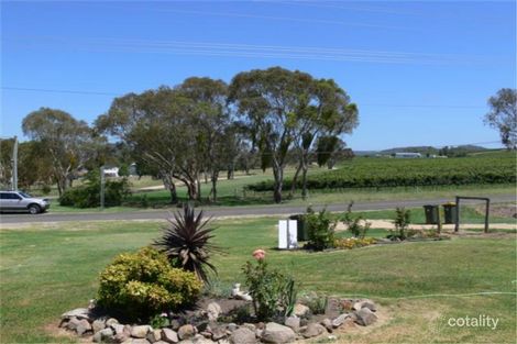 Property photo of 2651 Eukey Road Ballandean QLD 4382