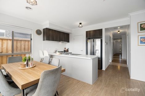 Property photo of 18 Dyer Way Maddingley VIC 3340